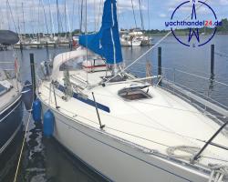 Thumbnail: Omega 36 Baujahr 1988, 11 Meter lang, Zustand: gut - Klicken Sie f&uuml;r Details