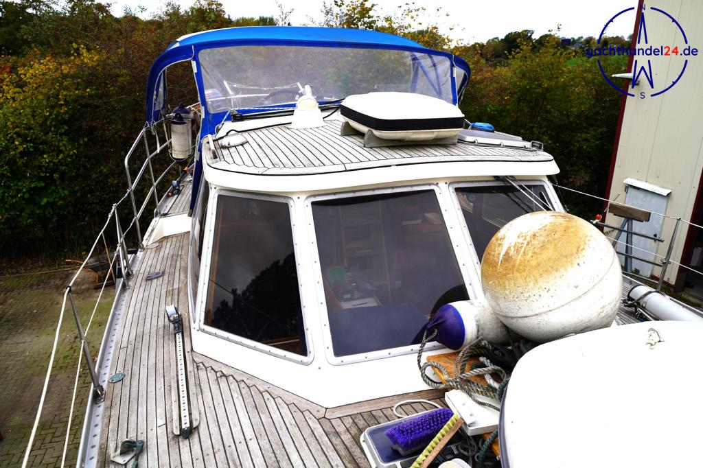 Kaj&uuml;te der Nautors Swan 39 DS Baujahr 1977, 11.98 Meter lang, Zustand: reparaturbed&uuml;rftig