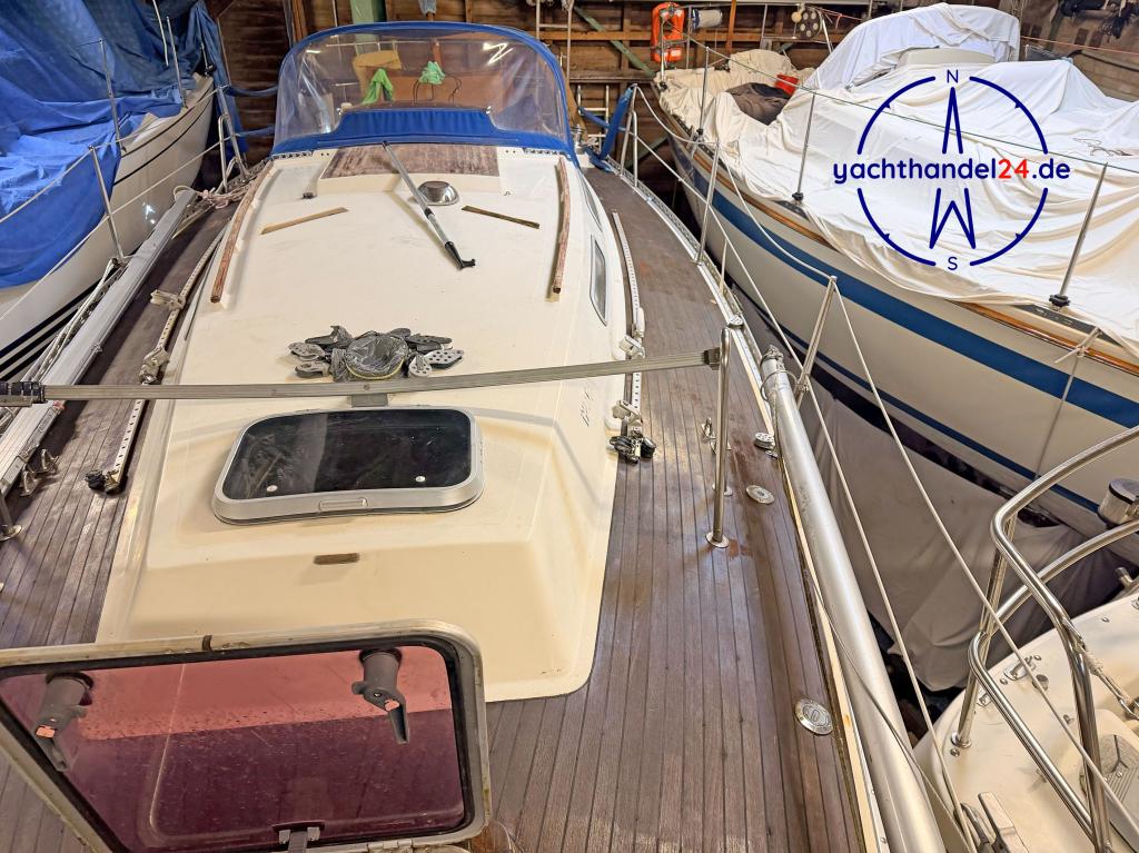 Motorraum der Soerensen Drabant 38 Baujahr 1985, 11.3 Meter lang, Zustand: gebraucht