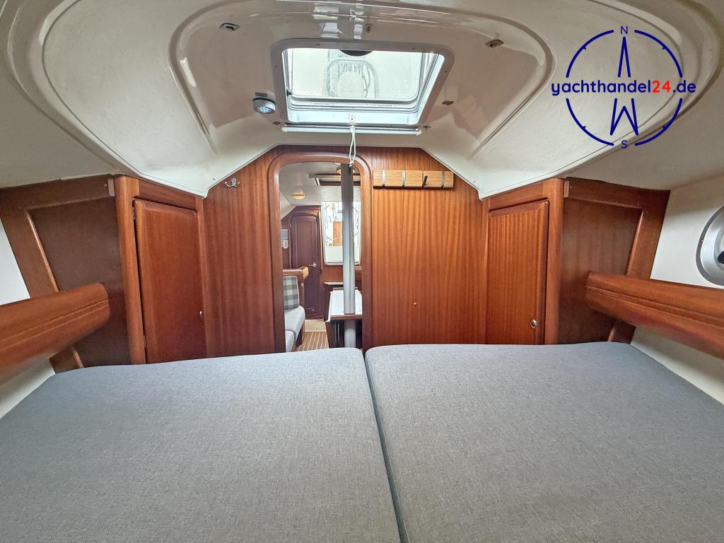 Au&szlig;enansicht der Bavaria 33 Exclusiv Baujahr 1996, 10.28 Meter lang, Zustand: gut