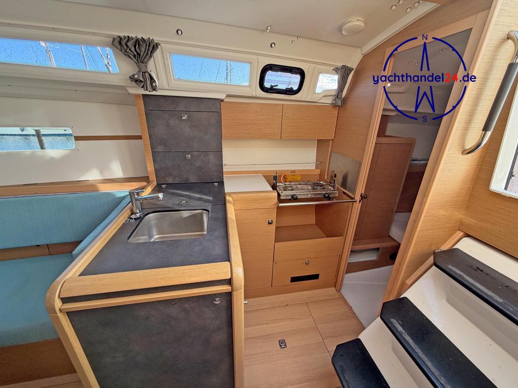 Detailansicht der Jeanneau Sun Odyssey 349 Baujahr 2020, 10.34 Meter lang, Zustand: gut