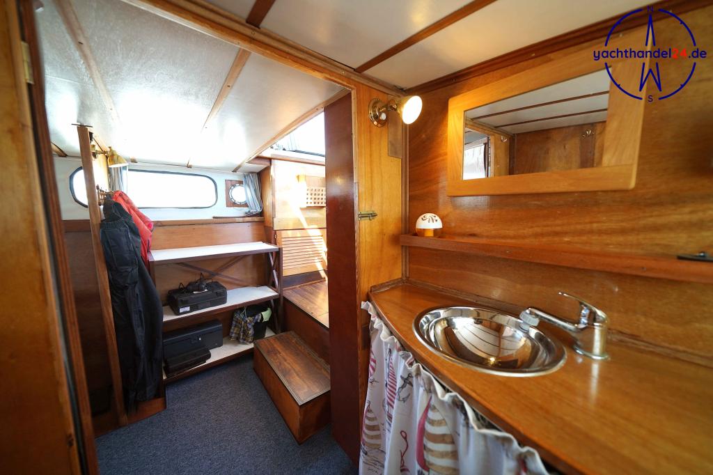 Deck der Unbekannter Hersteller &auml;hnlich Pedro Yacht Baujahr 1975, 10 Meter lang, Zustand: gut