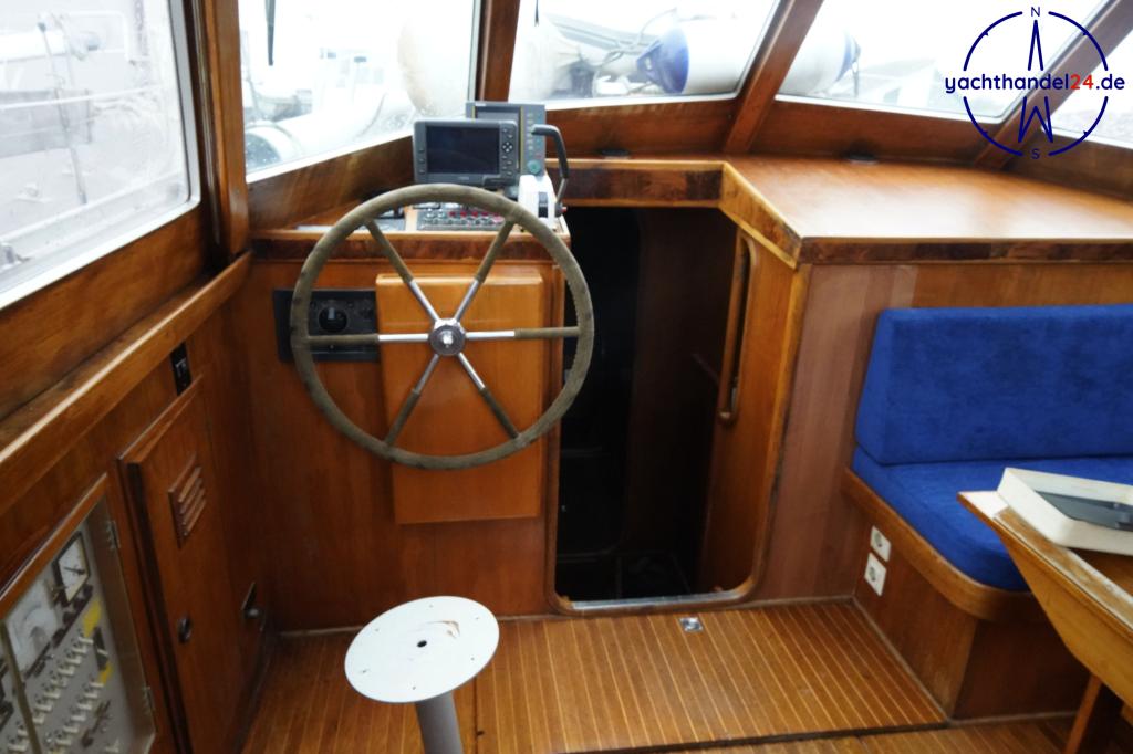 Kaj&uuml;te der Nautors Swan 39 DS Baujahr 1977, 11.98 Meter lang, Zustand: reparaturbed&uuml;rftig