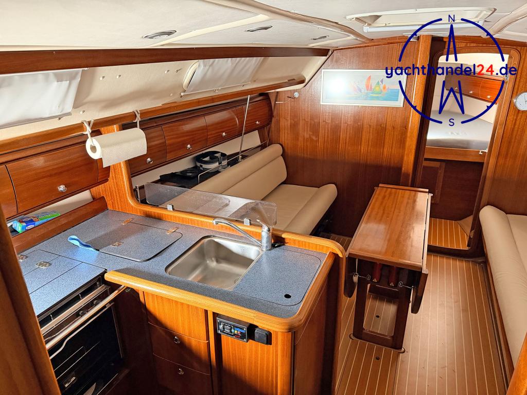 Detailansicht der Bavaria 36 Baujahr 2002, 11.4 Meter lang, Zustand: gut