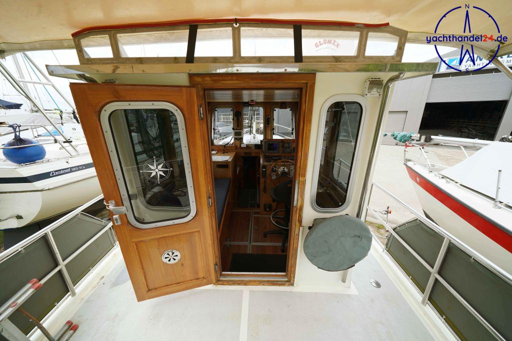 Innenansicht der Wilhelmsen Kutter 1000 Baujahr 1993, 10 Meter lang, Zustand: gut