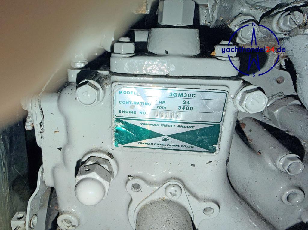 Innenansicht der Soerensen Drabant 38 Baujahr 1985, 11.3 Meter lang, Zustand: gebraucht