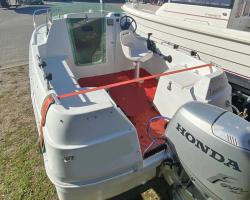 Thumbnail: Quicksilver Cabin 435 Baujahr 1999, 4.48 Meter lang, Zustand: gut - Klicken Sie für Details