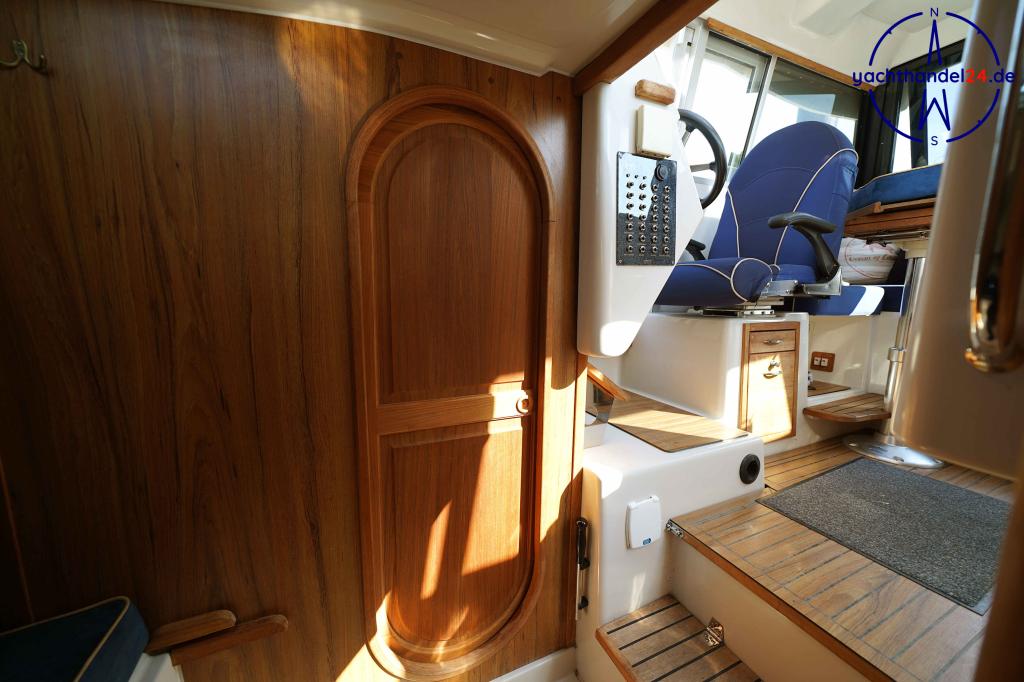 Innenansicht der Askeladden 805 Commuter Baujahr 2006, 8 Meter lang, Zustand: gut