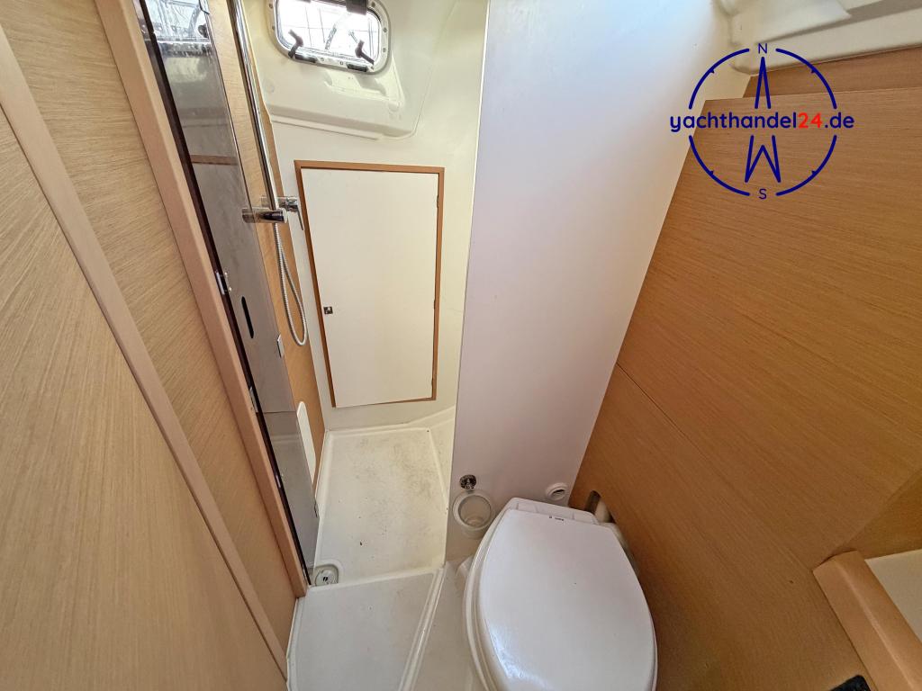 Deck der Jeanneau Sun Odyssey 349 Baujahr 2020, 10.34 Meter lang, Zustand: gut