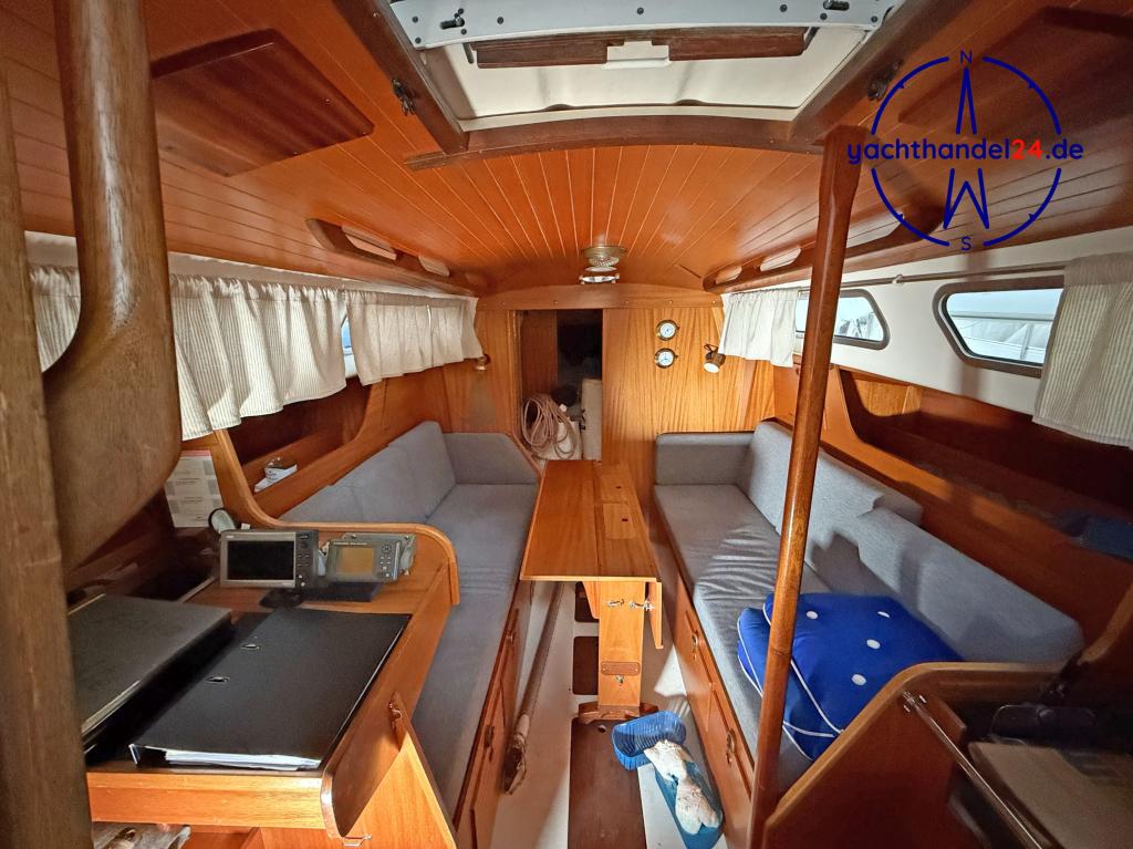Innenansicht der Sydals Albin Ballad MK II Baujahr 1989, 9.14 Meter lang, Zustand: gut