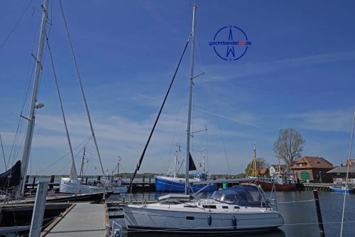 Hunter 356