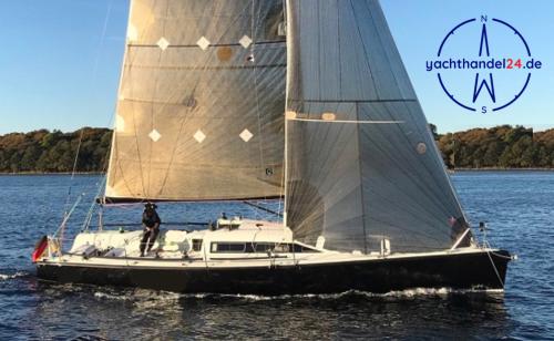 DynaYacht Schock 40