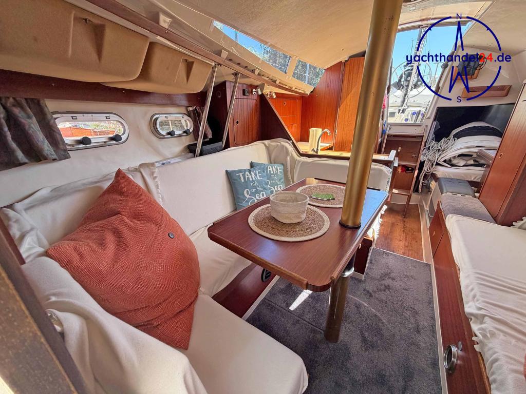 Detailansicht der Dehler Optima 92 Baujahr 1977, 9.2 Meter lang, Zustand: gut