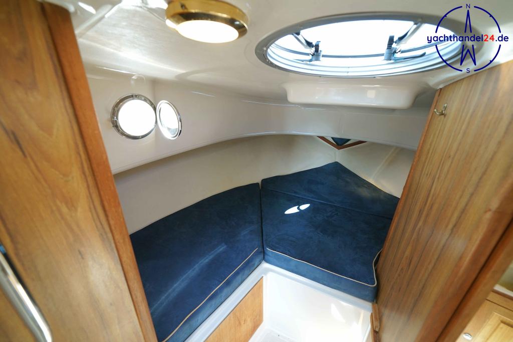 Cockpit der Askeladden 805 Commuter Baujahr 2006, 8 Meter lang, Zustand: sehr gut