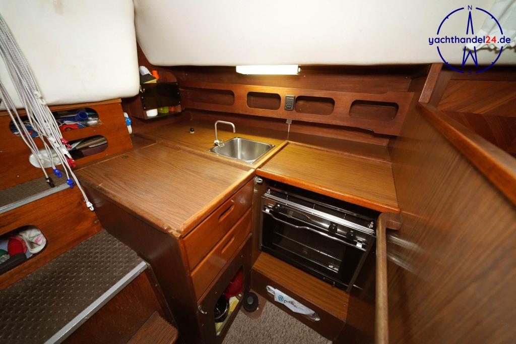 Weitere Ansicht der Verl 900 Baujahr 1976, 9.28 Meter lang, Zustand: gut