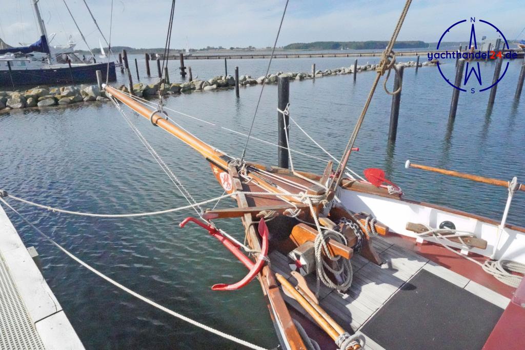 Motorraum der Unbekannter Hersteller pommersche Schlup Baujahr 1984, 13.5 Meter lang, Zustand: gut