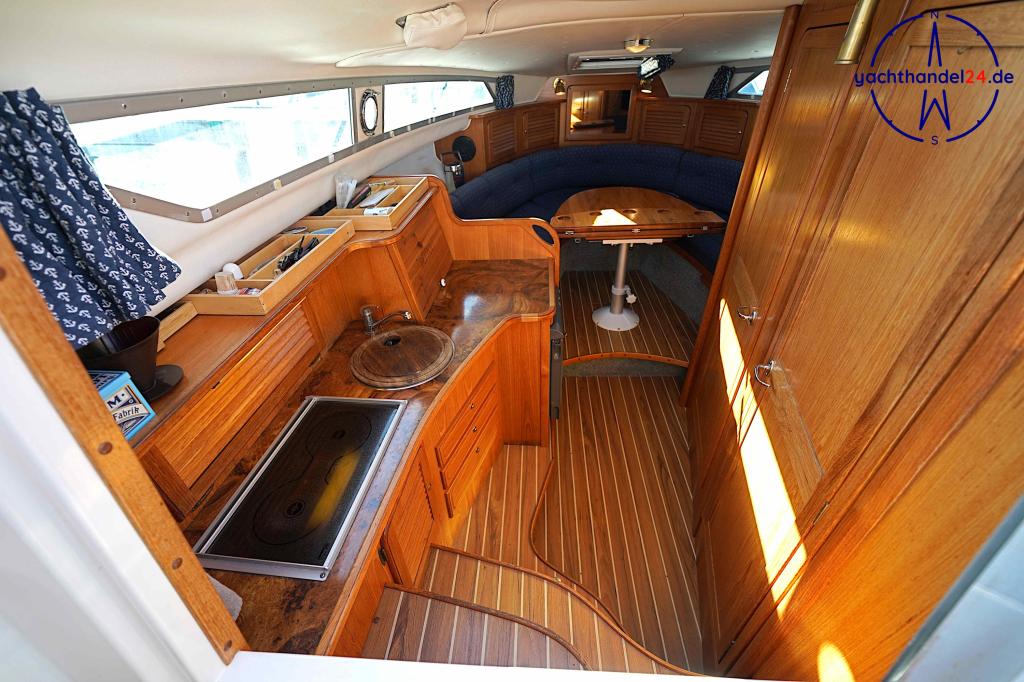 Innenansicht der Joda Monaco 310 Baujahr 1998, 9.75 Meter lang, Zustand: sehr gut