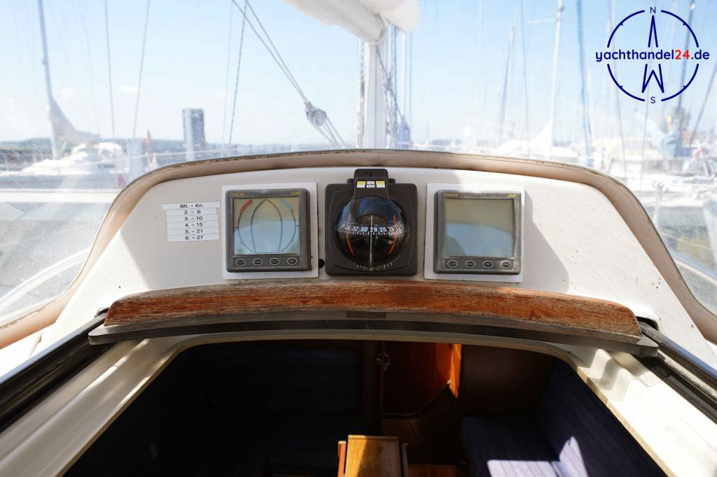 Weitere Ansicht der Dehler Optima 101 Baujahr 1985, 10.1 Meter lang, Zustand: gut