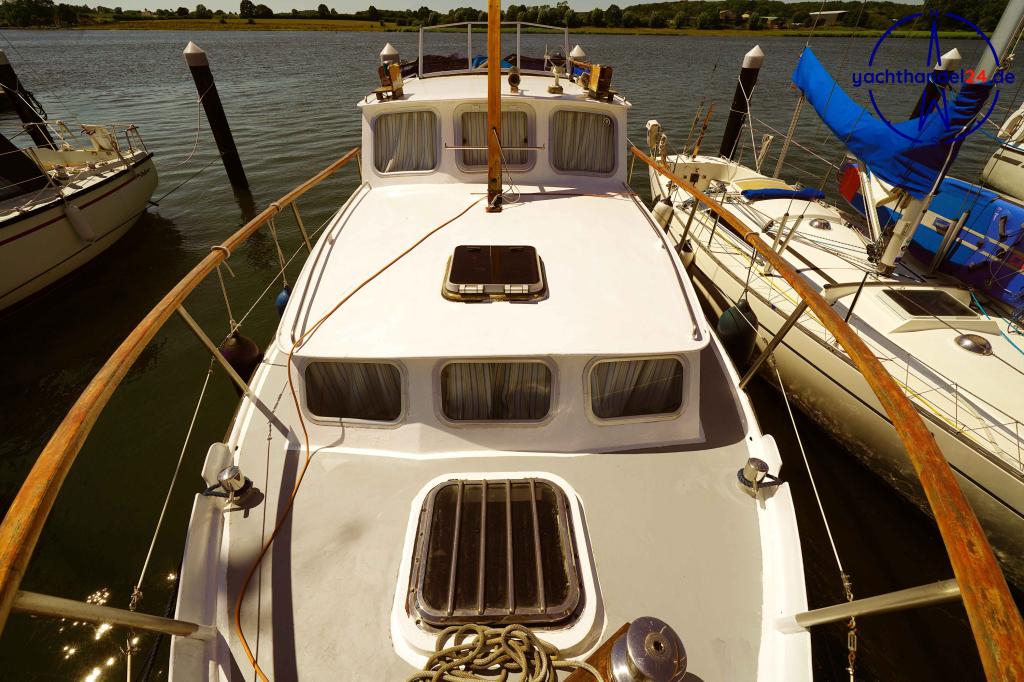 Cockpit der Unbekannter Hersteller &auml;hnlich Pedro Yacht Baujahr 1975, 10 Meter lang, Zustand: gut