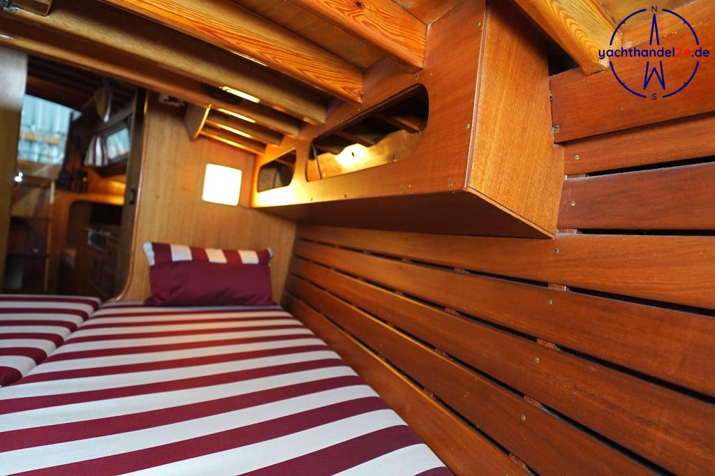 Au&szlig;enansicht der Henningsen &amp; Steckmest Scalar 28 Baujahr 1974, 8.6 Meter lang, Zustand: sehr gut