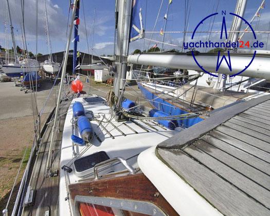 Motorraum der Vilm  106 Baujahr 1990, 10.6 Meter lang, Zustand: gut