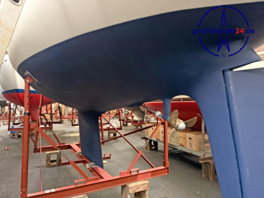 Motorraum der Sydals Albin Ballad MK II Baujahr 1989, 9.14 Meter lang, Zustand: gut