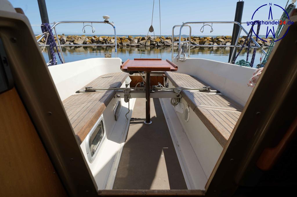 Au&szlig;enansicht der Dehler Optima 101 Baujahr 1985, 10.1 Meter lang, Zustand: gut