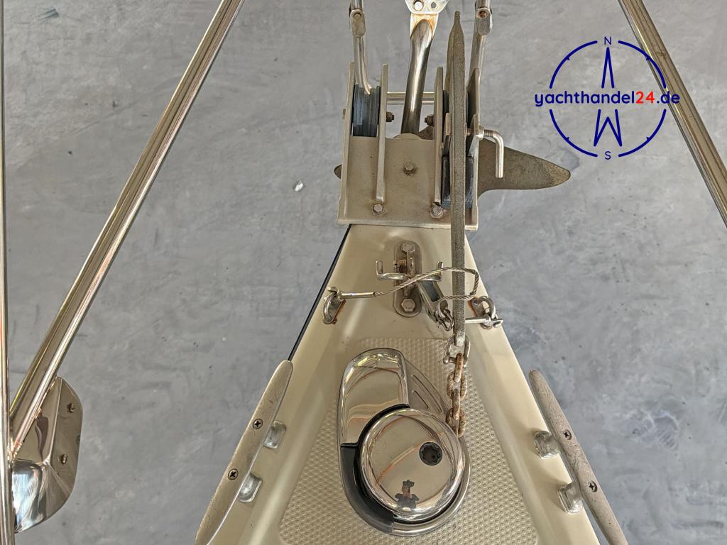 Motorraum der Dehler 34 top Baujahr 1989, 10.6 Meter lang, Zustand: gut
