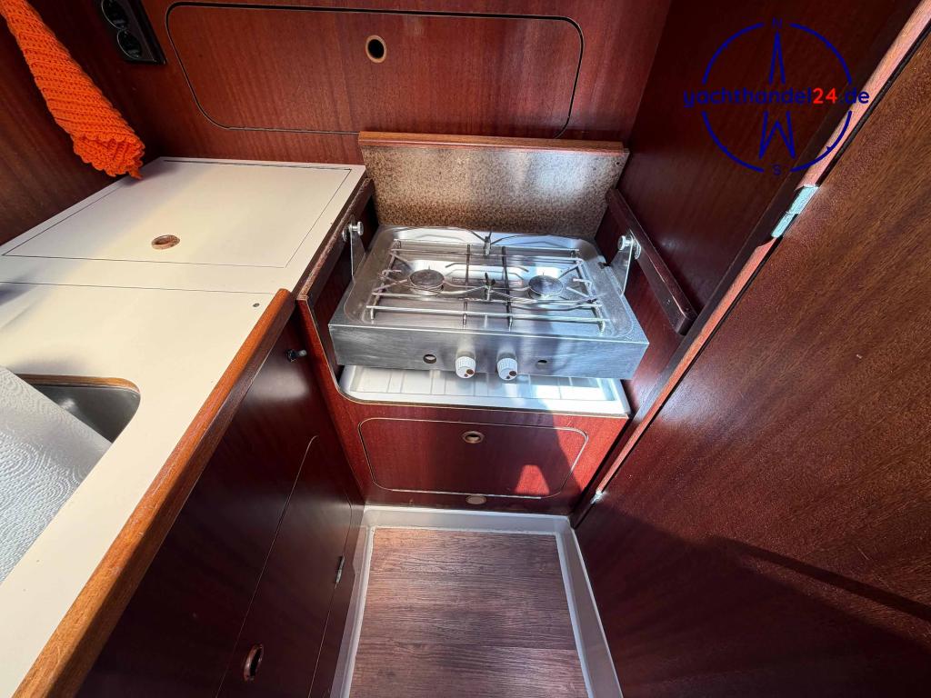 Detailansicht der Dehler Optima 92 Baujahr 1977, 9.2 Meter lang, Zustand: gut