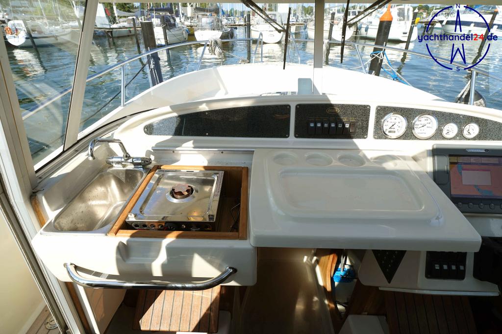 Detailansicht der Askeladden 805 Commuter Baujahr 2006, 8 Meter lang, Zustand: sehr gut