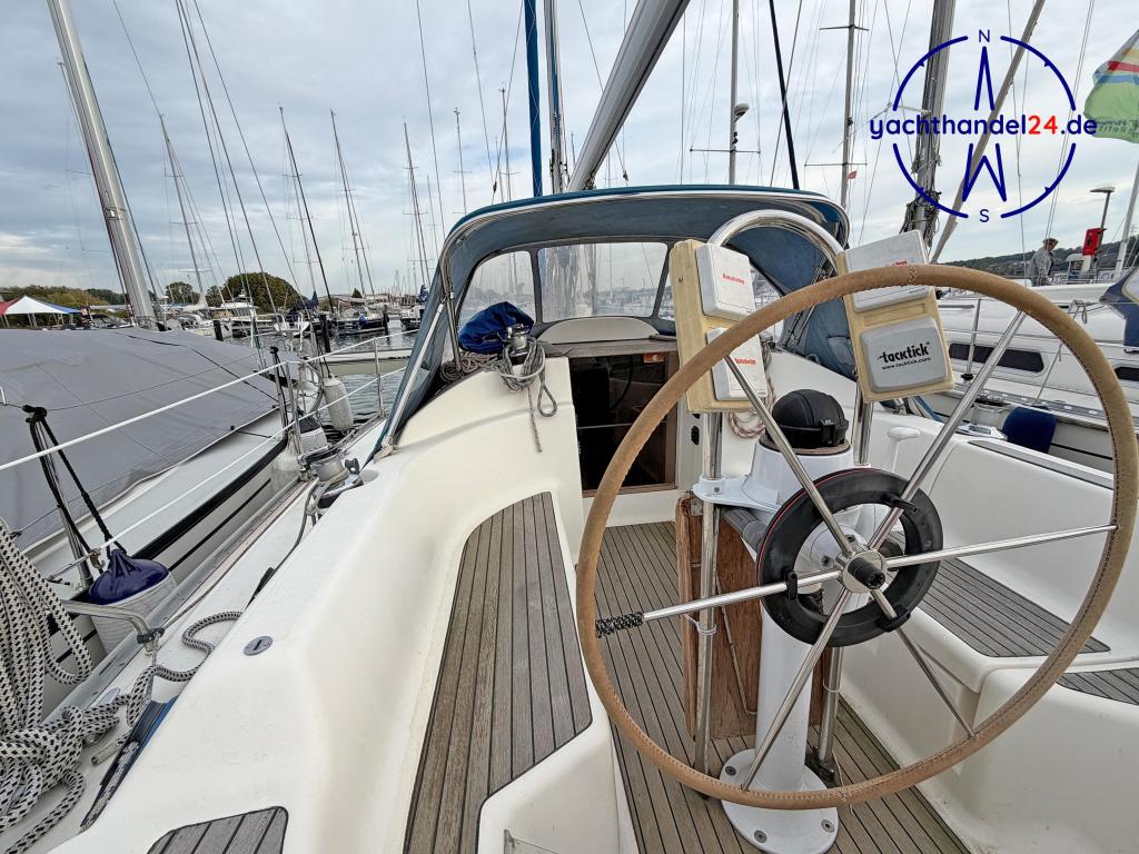 Kaj&uuml;te der Bavaria 33 Exclusiv Baujahr 1996, 10.28 Meter lang, Zustand: gut