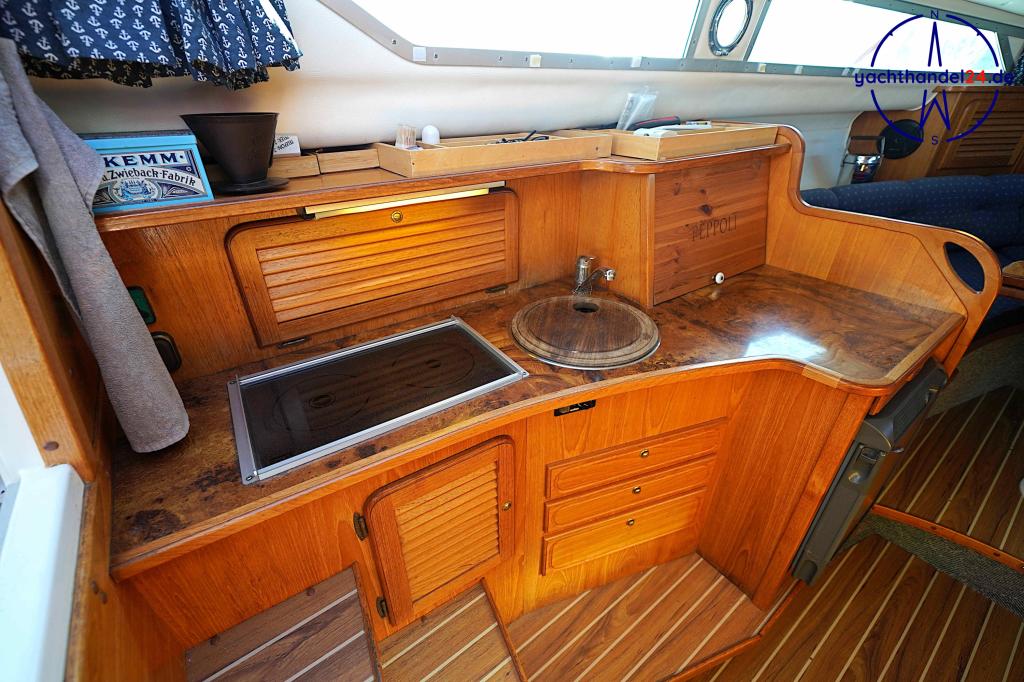 Cockpit der Joda Monaco 310 Baujahr 1998, 9.75 Meter lang, Zustand: sehr gut