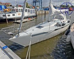 Thumbnail: Diva Fabola Diva 39 Baujahr 1986, 11.8 Meter lang, Zustand: gut - Klicken Sie für Details
