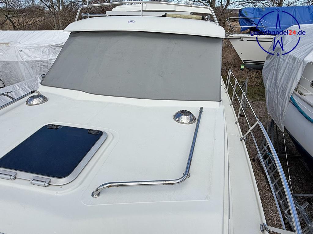 Detailansicht der Dahls B&aring;tbyggeri a.s. Westbas 29 offshore Baujahr 2004, 9.2 Meter lang, Zustand: gut