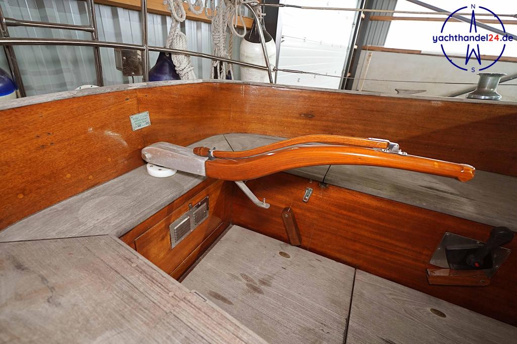 Weitere Ansicht der Henningsen &amp; Steckmest Scalar 28 Baujahr 1974, 8.6 Meter lang, Zustand: sehr gut