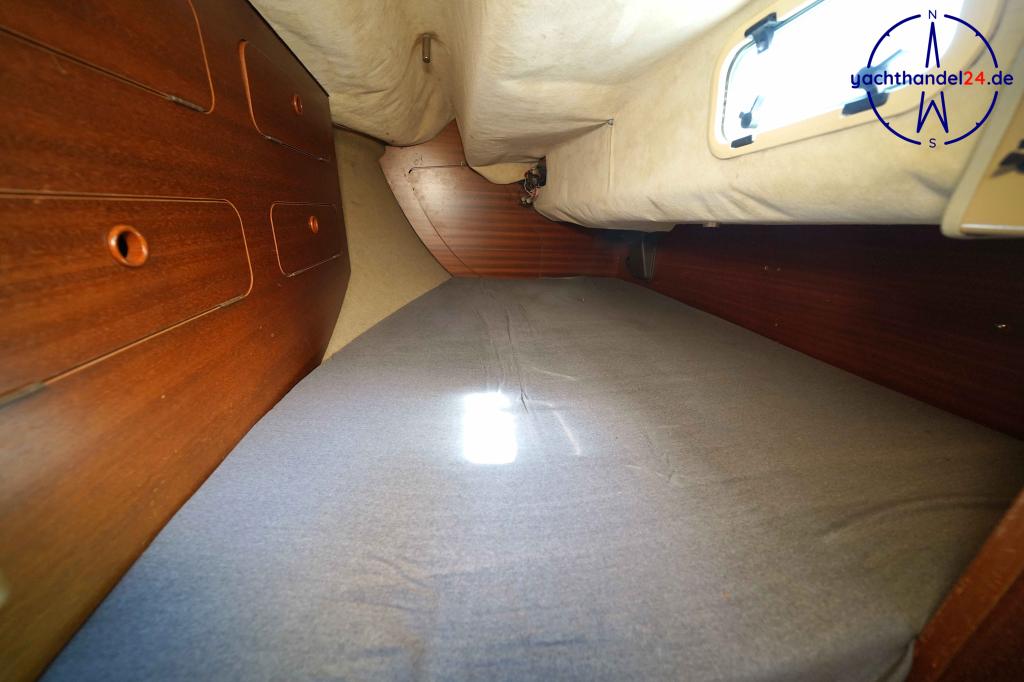 Innenansicht der Dehler Optima 101 Baujahr 1985, 10.1 Meter lang, Zustand: gut