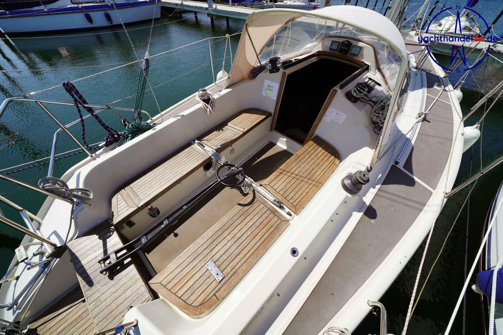 Motorraum der Dehler Optima 101 Baujahr 1985, 10.1 Meter lang, Zustand: gut