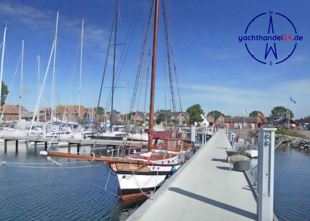 Au&szlig;enansicht der Unbekannter Hersteller pommersche Schlup Baujahr 1984, 13.5 Meter lang, Zustand: gut