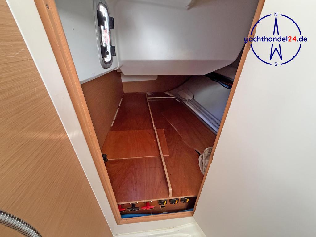 Weitere Ansicht der Jeanneau Sun Odyssey 349 Baujahr 2020, 10.34 Meter lang, Zustand: gut