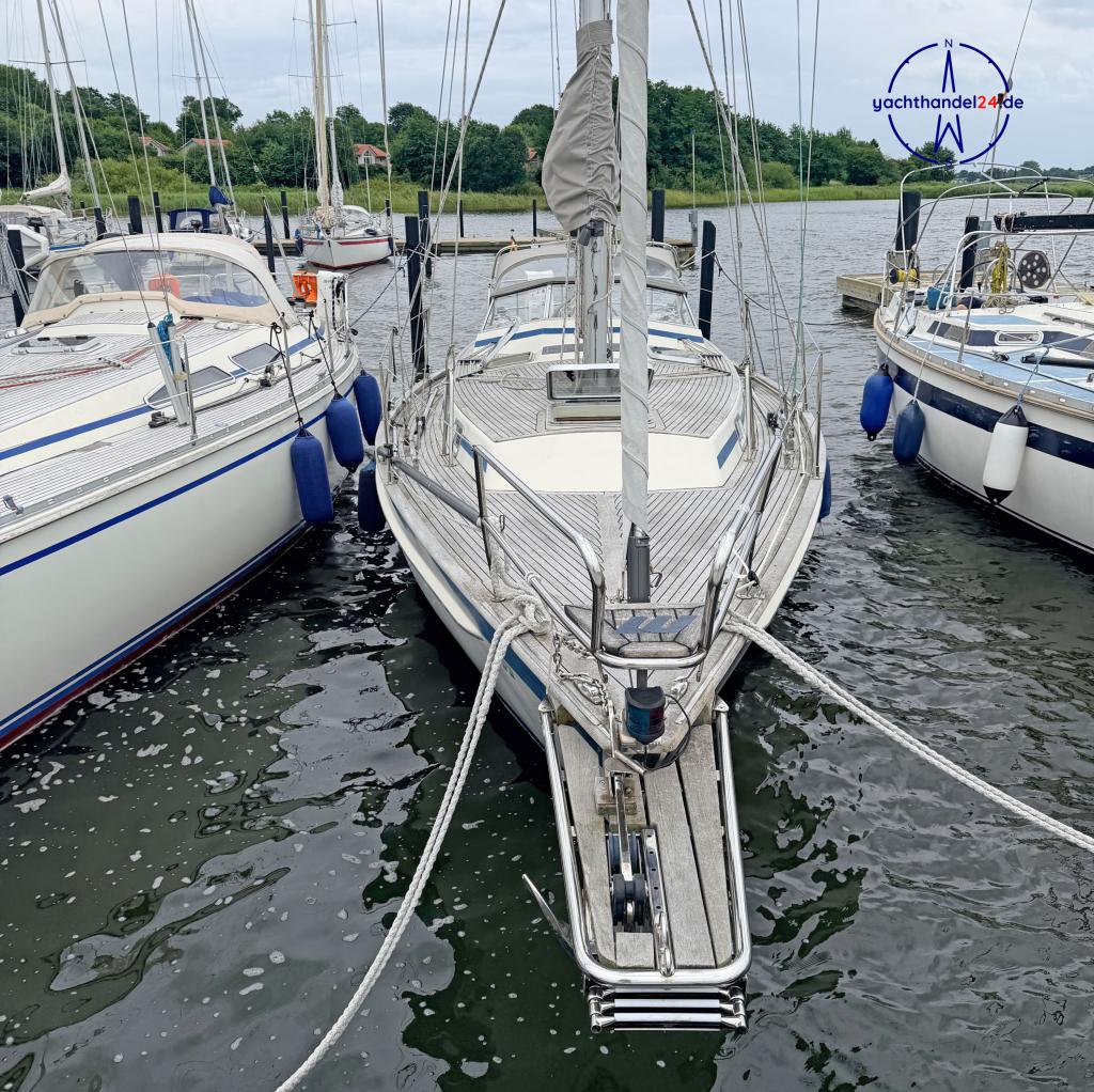 Innenansicht der Mal&ouml; 96 Baujahr 1990, 10.2 Meter lang, Zustand: gut